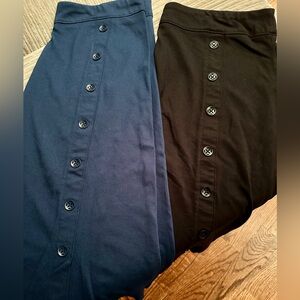 Like new. Stylish Black and Blue Buttoned Skirt Set. Med. run big.